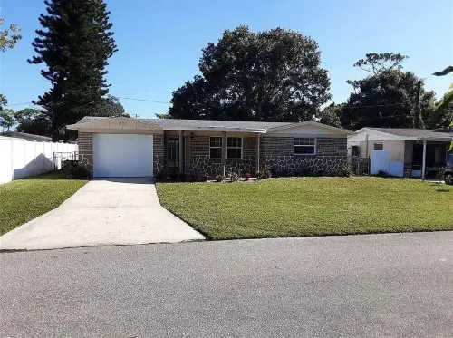 Modern Peaceful Getaway•9 Min to Beach•Fast Wi-Fi Hotels in Holiday