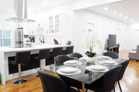 Modern 5BR 3BA • Retreat Near Subway & Downtown • Free Parking