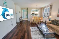 Scenic Views and Access to Pools - Charming Golf Haven
