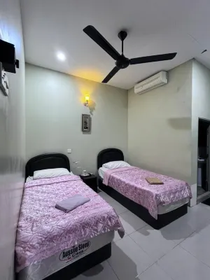 UMMUL MOTEL