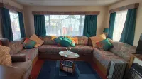 Comfort & Peace 5Berth Family Friendly Park - Homestays