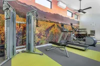 Best Western Plus Stevenson Manor - Gym