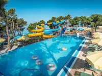 Sunny Makarska by Valamar Hotels in Veliko Brdo