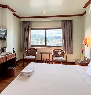 ห้องดีลักซ์เตียงควีนไซส์ที่ปรับปรุงใหม่