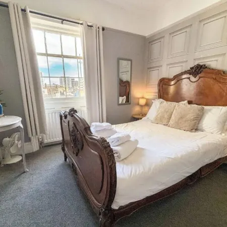 V Rooms Brunswick Square