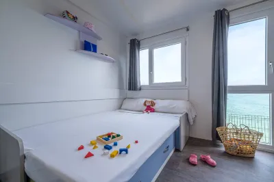 Camping Estival Torre de la Mora