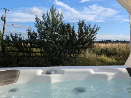 Starshinezzz - Large Farmhouse County Durham Отели в г. Петерли