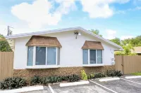 Modern home away from home in a central location! - พร้อมWifi