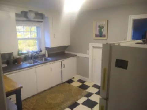 Loft apartment near Merriam Hospital