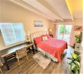 33% Discount, <br>Fantastic Location, steps to ocean, clean comfortable house...