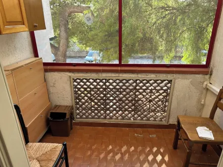 Cozy family house 50 meters from the sea, with ample park for children Отели в г. Манфредония