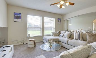 Covered Patio & Spacious Yard: Houston Area Home!