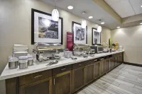 Hampton Inn Blue Ash Cincinnati - breakfast