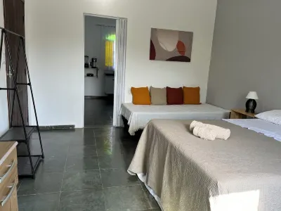 Flat with air conditioning, balcony and beautiful view of Ibituruna. Near Samaritan Hospital Hotel in zona Governador Valadares Airport