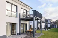 Bernstein Apartment #2 on the Goitzsche with direct lake view Hotels in Muldestausee