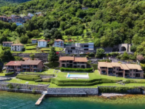 Musso Waterside Hotels in Musso