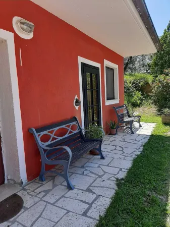 Hospitality, courtesy and nestled in the Sabina countryside but within easy reach of Rome.