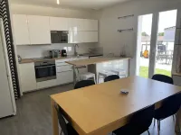 20 mn from Nimes, the sea and Montpellier All shops within 500 m Hotel a Aimargues