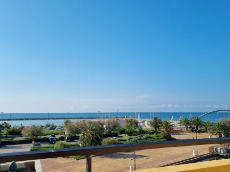 Appartement Avec Terrasse vue mer Linge Fourni et Place de Parking