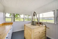 Dobson Farmhouse w/ Scenic Porch - Near Vineyards! - Homestays