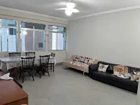 3 Bedroom Apartment Facing Itararé Beach / SV
