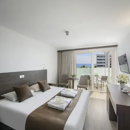 Kapetanios Limassol Hotel