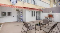 TOP Apartment, modern and with a spacious terrace! Hotels in Amadora