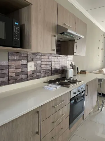 Classy 2 bedroom/ 2 bathroom high security apartment with uncapped wi-fi