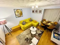 2‑Bed Luxe Retreat near Leagrave Stn, L&D Hosp, LTN Airport & Whipsnade Zoo.