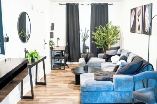 The Cozy Grey Haven 1BR Apartment in Reading.