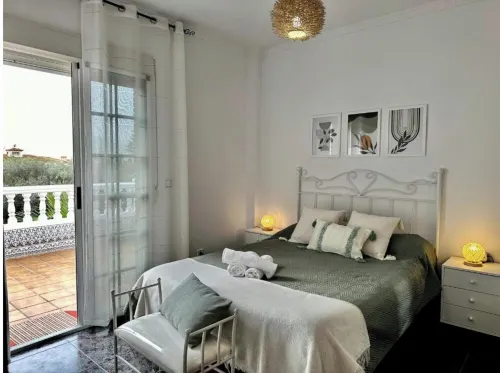 Rural House Las Cuatro Flores Hotels in Orgiva