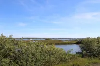 Spacious 3-bedroom house with A/C, heat, wi-fi, in peaceful setting by the river Hotels in Saint Augustine South