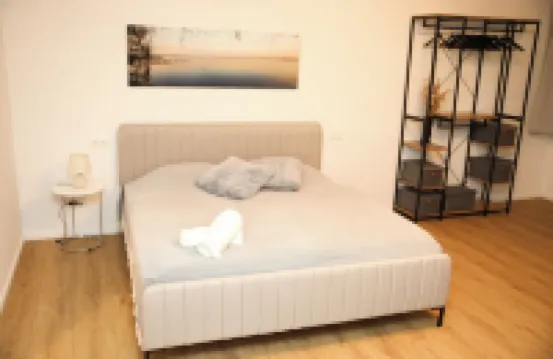 Modern vacation apartment Studio LANA in the heart of Bad Zwischenahn in the first row