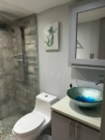 1 Bedroom, Condado Gem/Walk to the Beach,Lagoon Shops& More!-Full Generator.