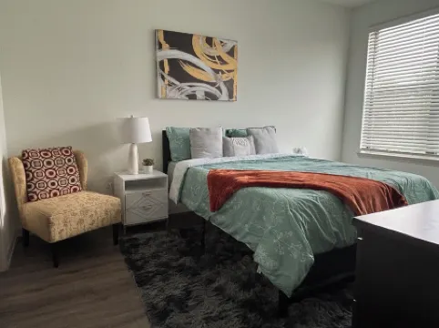 Beautiful 1-bedroom condo in Frisco near Shops