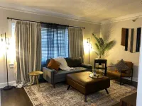 Charming/Cozy/1 Bedroom