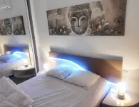 Superb Apt 3p garden level villa with pool