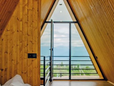 2 bedroom cabin in telavi