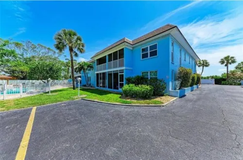 Island Time - 2 Minute Walk To The Beach & Heated Pool