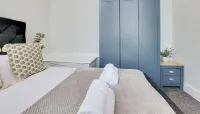 Chic & Stylish 1Br City Centre Nr Cliffs Pavillion by Luxiety Stays