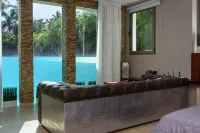 Luxury 5 Bedroom Staffed & Serviced Villa on Beachfront Community of Cap Bonita