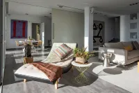 Villa with fantastic sea views