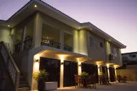 Modern apartment 'Ice' for 2