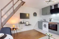Charmant Duplex 30 min Paris Hotels in Corbeil-Essonnes