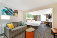 Comfort Inn & Suites Madison East - Monona - Hot Tub