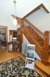 4-bedroom house in historic Berkeley Springs with AC, WiFi & Hot Tub Hotels in Berkeley Springs