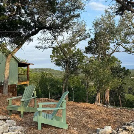 Peaceful HIlltop Cabin w/ Amazing Views & Hot Tub