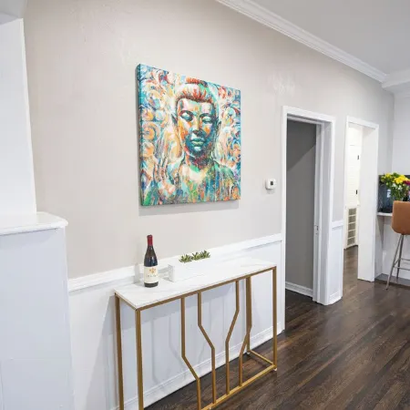 Charming 2-bdr house w/ bonus room  in nice Cherry Street Tulsa area.