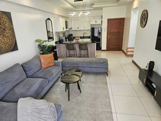Stylish & Spacious 1BR at Silverstone Apartments, Hurlingham