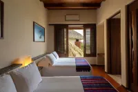 Casa de Olas Hotels in Zihuatanejo de Azueta